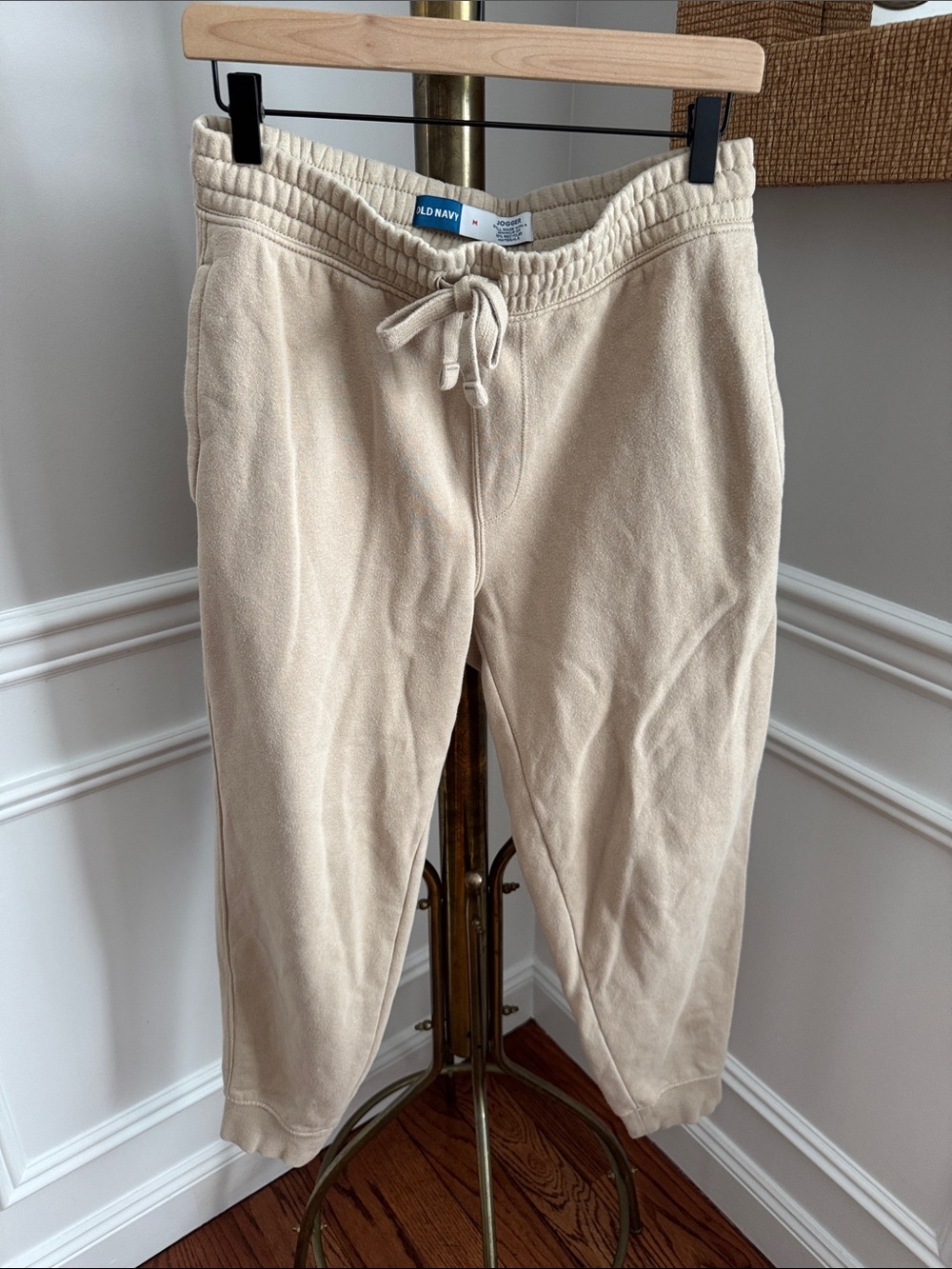 Old Navy Men's Beige Drawstring Athletic Shorts